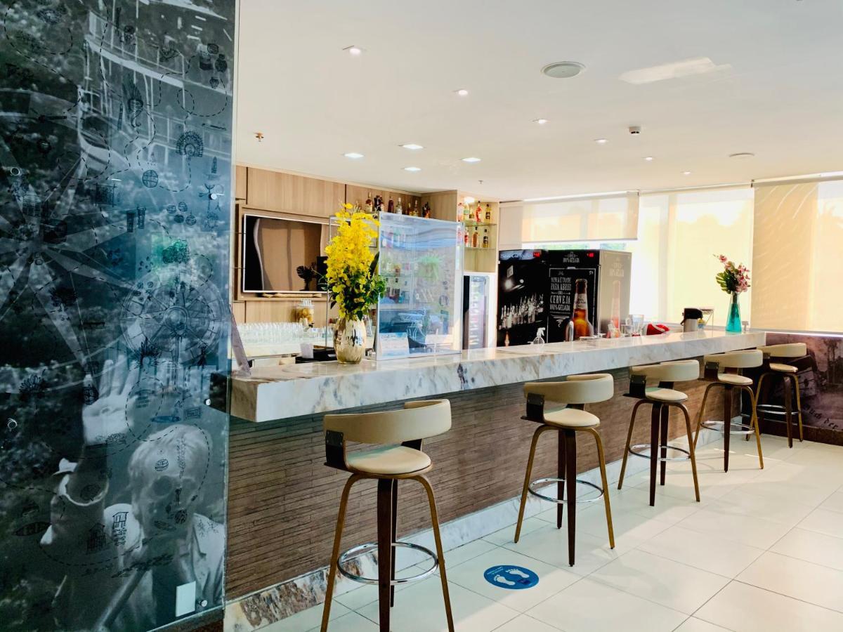 Tryp By Wyndham Manaus Hotel Exterior photo